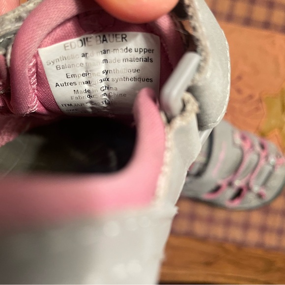 Eddie Bauer Girls' Gray and Pink Closed toe Sandals size 11 - Picture 4 of 7